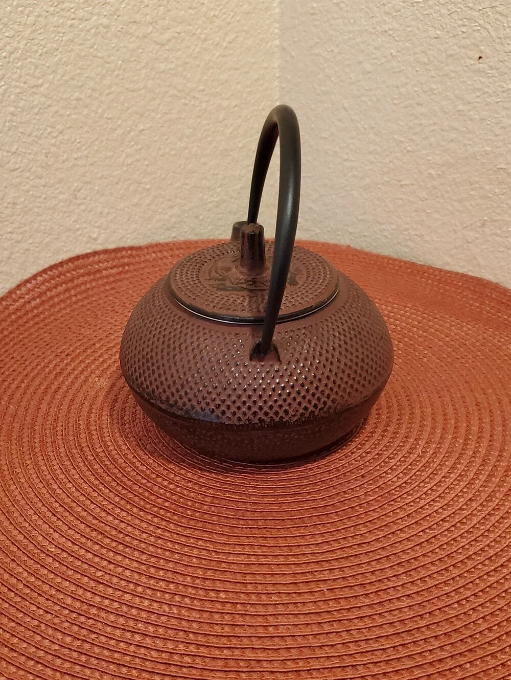 Cast Iron Teapot Brown with Black Handle - Traditional 